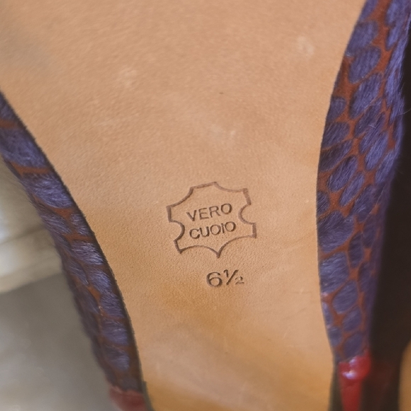 Charles David Red and Purple Heels Elegant Design - Picture 9 of 12